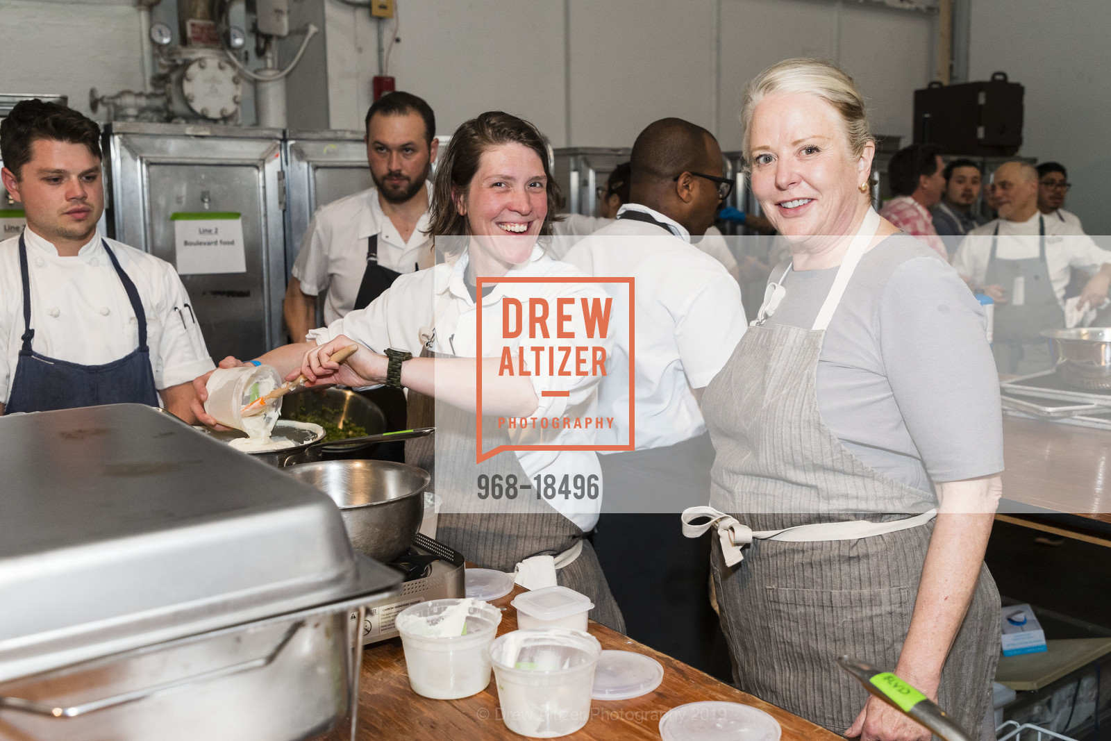 Dana Younkin, Nancy Oakes, Meals on Wheels San Francisco 32nd Annual Star Chefs and Vintners Gala 2019, Fort Mason Festival Pavillion. 2 Marina Boulevard, May 19th, 2019, Photo #968-18496 Dana Younkin, Nancy Oakes, Photo #968-18496