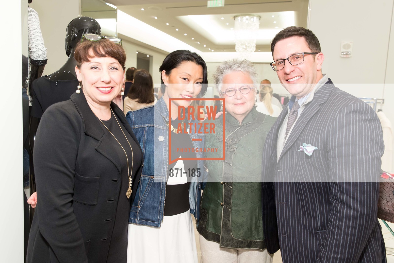 Jennifer Morse, Christina White, Trish Prior, Antonio White, Gucci & Vogue Dinner, St. John Boutique. 767 Market Street, June 25th, 2015, Photo #871-185 Jennifer Morse, Christina White, Trish Prior, Antonio White, Photo #871-185