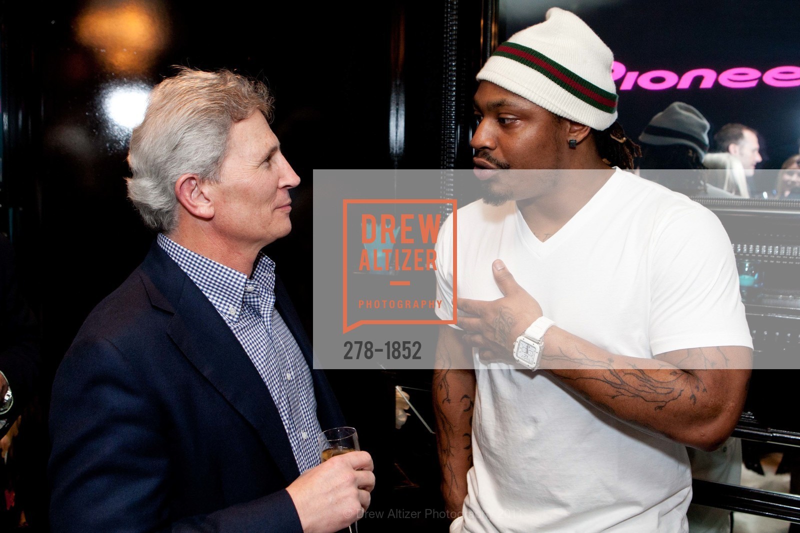 Doug Goldman, Marshawn Lynch, Photo #278-1852