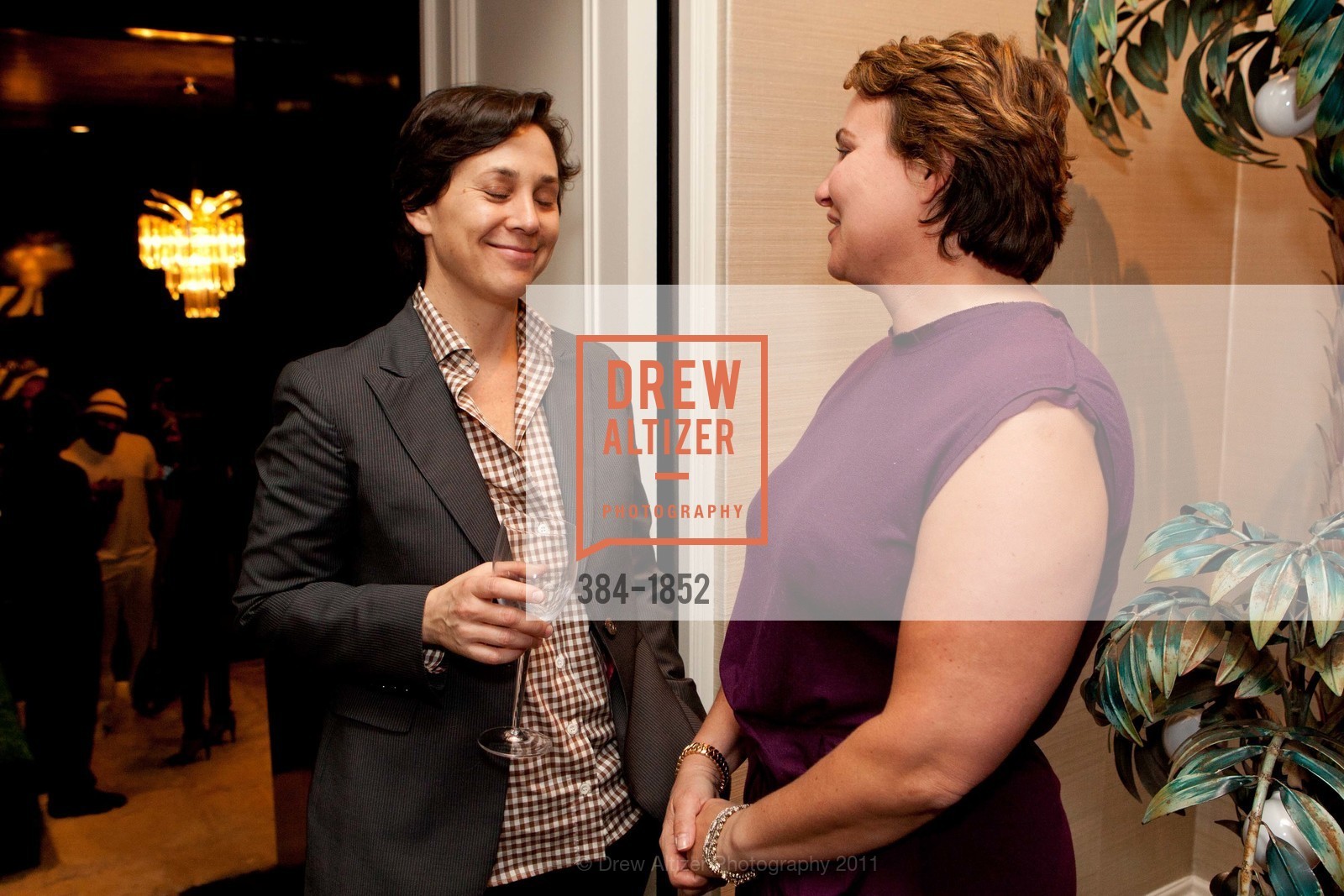 Jen Chaiken, Andrea Schnitzer, Photo #384-1852