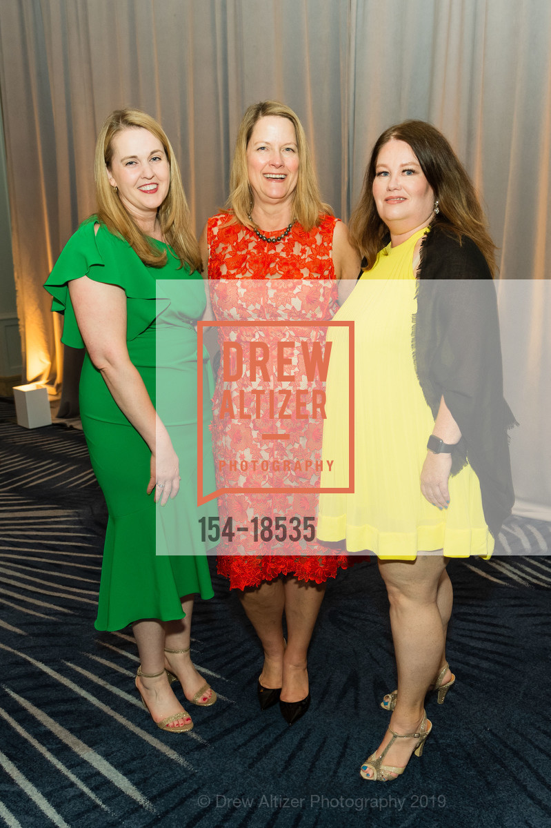 Katie Colendich, Ann Baer, Catherine Bergstrom, SF Ballet School Student Showcase Dinner 2019, Four Seasons Hotel. 757 Market St, May 22nd, 2019, Photo #154-18535 Katie Colendich, Ann Baer, Catherine Bergstrom, Photo #154-18535