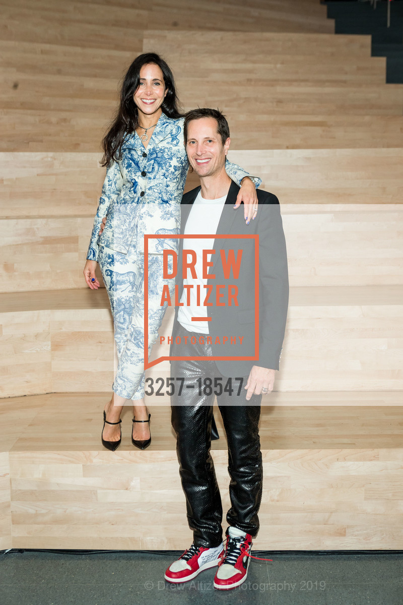 Abigail Turin, Jonathan Gans, SFMOMA Art Bash 2019, SFMOMA, May 22nd, 2019, Photo #3257-18547 Abigail Turin, Jonathan Gans, Photo #3257-18547