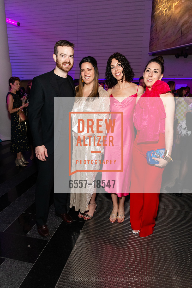 Taylor Shock, Jillian Aubrey, Carlee Gomes, Danica Gomes, SFMOMA Art Bash 2019, SFMOMA, May 22nd, 2019, Photo #6557-18547 Taylor Shock, Jillian Aubrey, Carlee Gomes, Danica Gomes, Photo #6557-18547