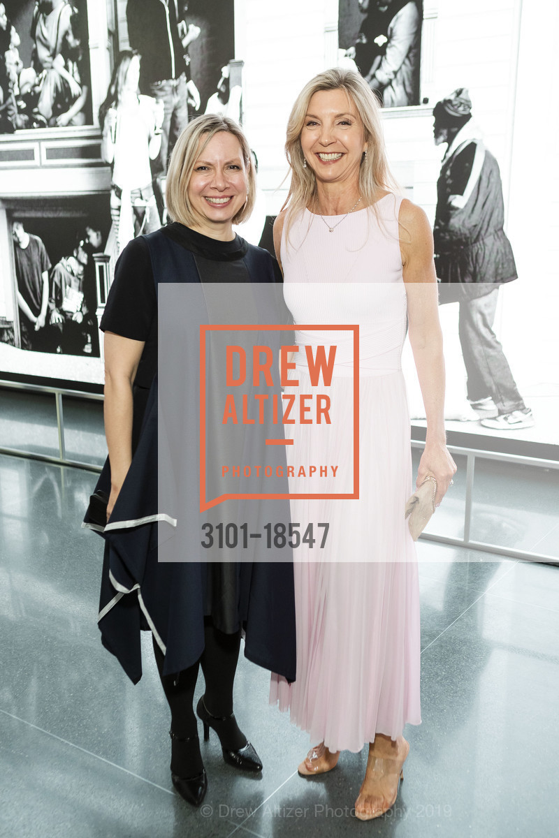 Janet Alberti, Janet Barnes, SFMOMA Art Bash 2019, SFMOMA, May 22nd, 2019, Photo #3101-18547 Janet Alberti, Janet Barnes, Photo #3101-18547