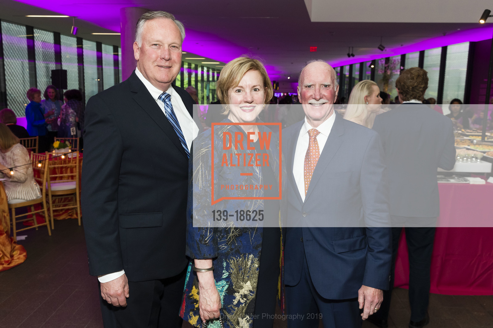 Jeff Noakes, Nancy Noakes, Dale Fehringer, Bouquets to Art Opening Gala, de Young Museum. 50 Hagiwara Tea Garden Dr, June 3rd, 2019, Photo #139-18625 Jeff Noakes, Nancy Noakes, Dale Fehringer, Photo #139-18625