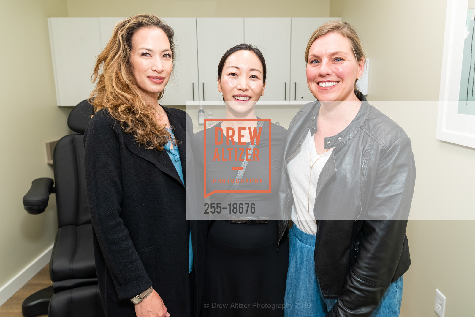 Jamie Hwang, Anna Yun, Alyssa Hayashi, Photo #255-18676