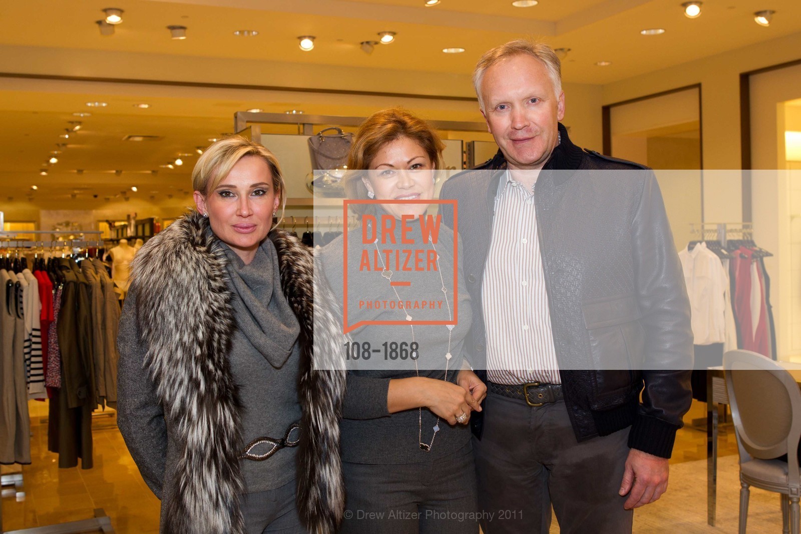 Elena Verbitschi, Larisa Fedorovsky, Vladimir Fedorovsky, Neiman Marcus hosts CLAIBORNE SWANSON FRANKs Photography Exhibit, US, March 15th, 2011, Photo #108-1868 Elena Verbitschi, Larisa Fedorovsky, Vladimir Fedorovsky, Photo #108-1868