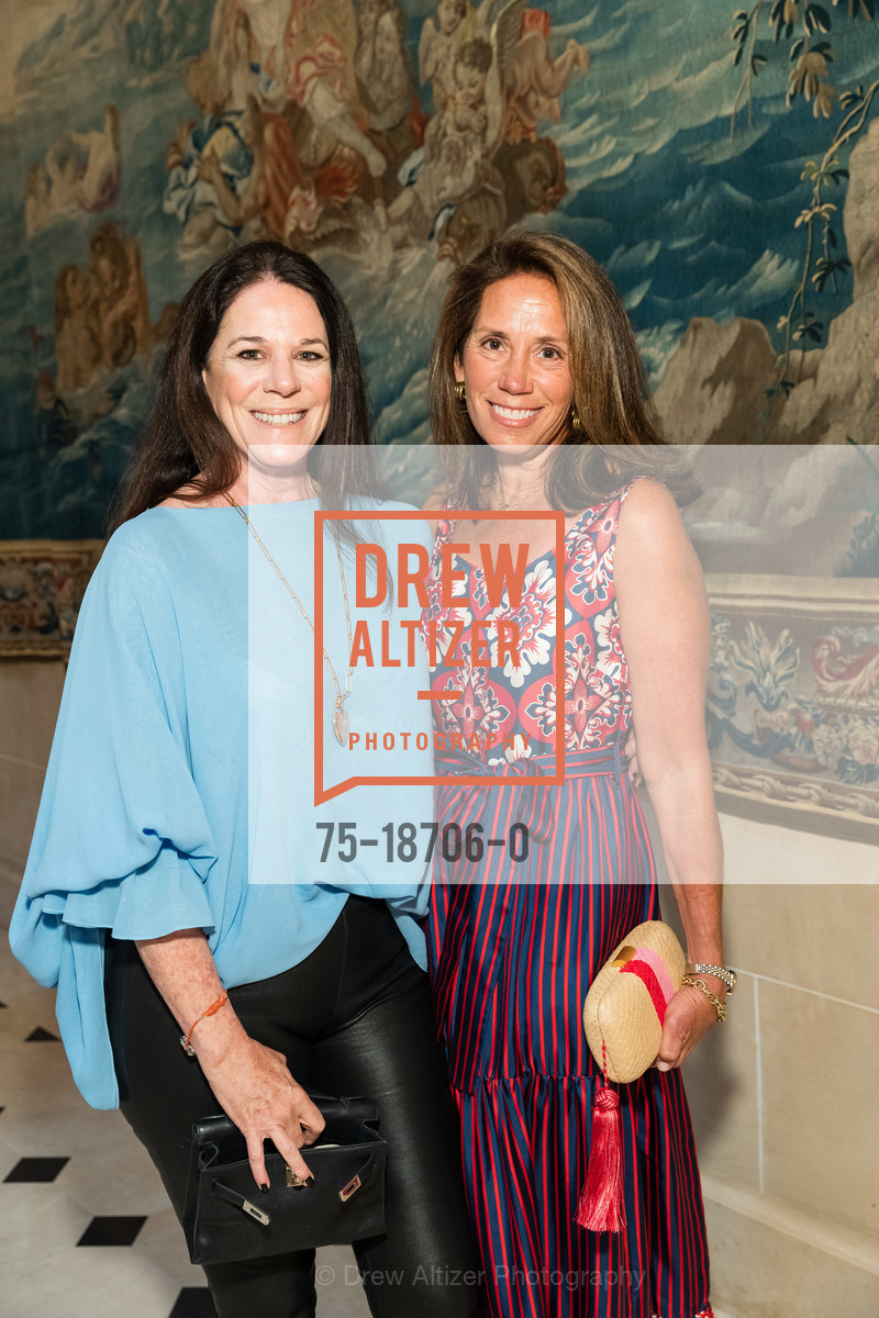 Kimberly Karp, Whitney Arnautou, SFAI Hosts An Evening with Annie Leibovitz, Carolands. 565 Remillard Drive, Photo #75-18706-0 Kimberly Karp, Whitney Arnautou, Photo #75-18706-0