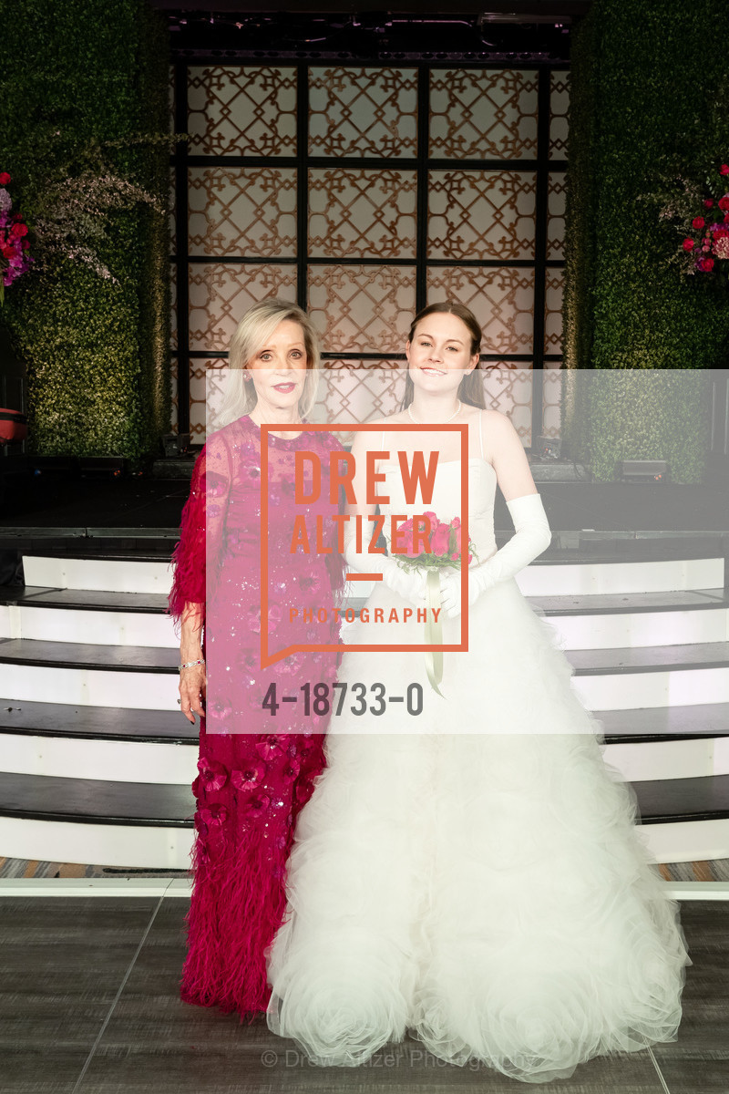 Barbara Brown, Margaret Havens Mudge, San Francisco Debutante Ball 2019, Westin St. Francis, Photo #4-18733-0 Barbara Brown, Margaret Havens Mudge, Photo #4-18733-0