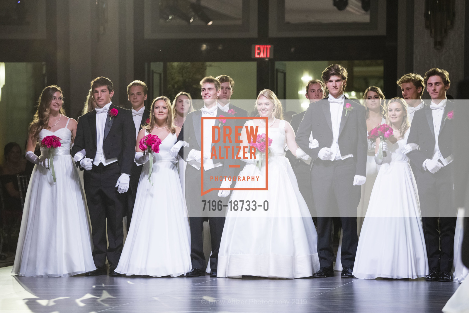Lucy Brownlie Robbins, Jacob Aaron Klionsky, Annabel Headley Mack, John Cyrus Dahlem, Bankes Seldon Haden, Nicholas Feiler Podell Jr., Sophie Diane Mack, San Francisco Debutante Ball 2019, Westin St. Francis, June 15th, 2019, Photo #7196-18733-0 Lucy Brownlie Robbins, Jacob Aaron Klionsky, Annabel Headley Mack, John Cyrus Dahlem, Bankes Seldon Haden, Nicholas Feiler Podell Jr., Sophie Diane Mack, Photo #7196-18733-0