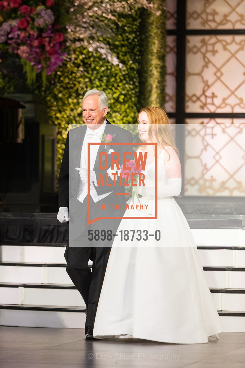 Barton Gordon, Peyton Margaret Gordon, San Francisco Debutante Ball 2019, Westin St. Francis, Photo #5898-18733-0 Barton Gordon, Peyton Margaret Gordon, Photo #5898-18733-0