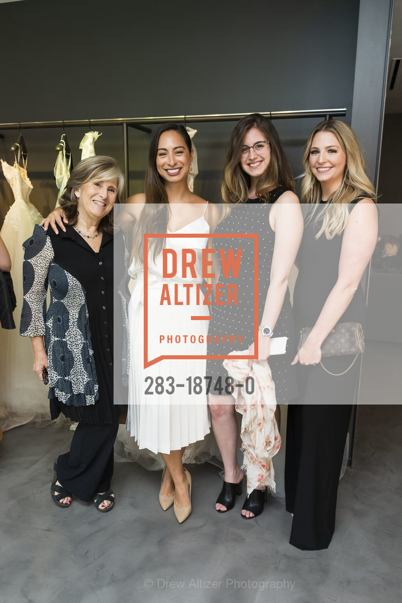 Heidi Johnson, Simone Lennon, Anne Lizardo, Samantha Perry, Photo #283-18748-0