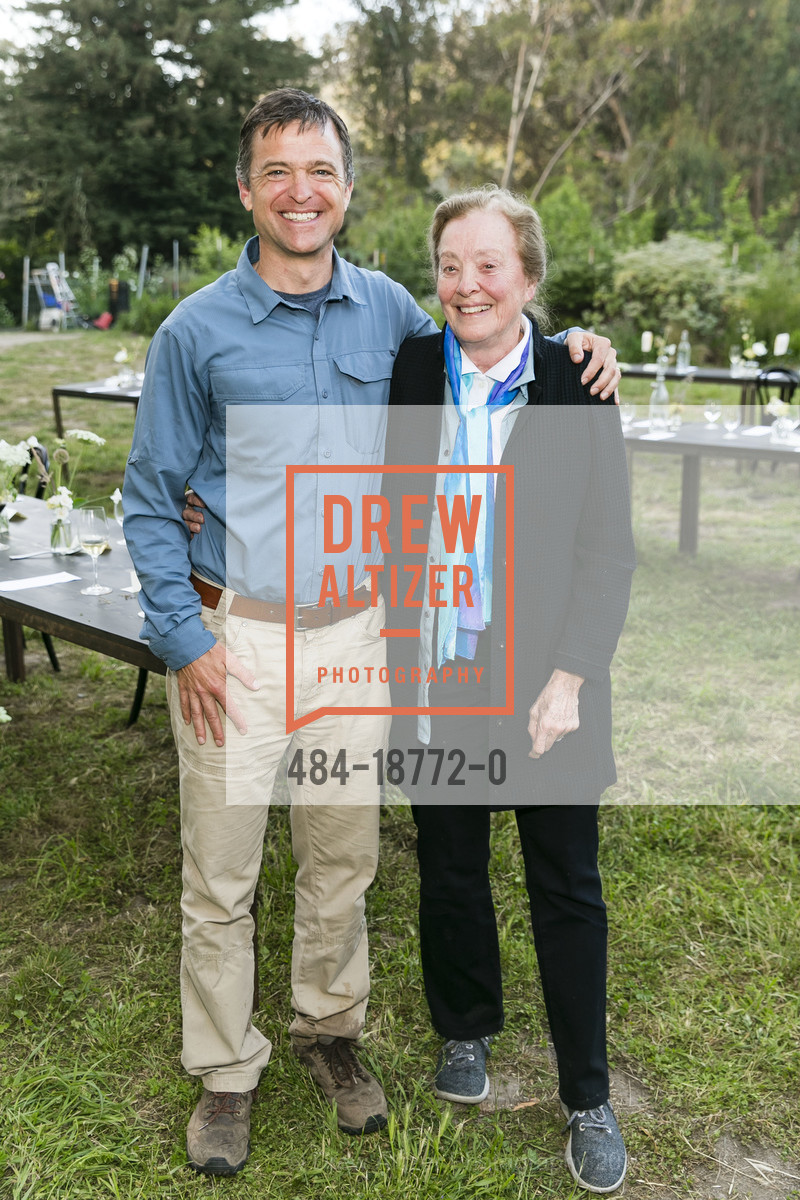 Sam Hodder, Gay Hoagland, Save The Redwoods 2019 Canopy Club Appreciation, Pie Ranch. 2080 CA-1, June 22nd, 2019, Photo #484-18772-0 Sam Hodder, Gay Hoagland, Photo #484-18772-0