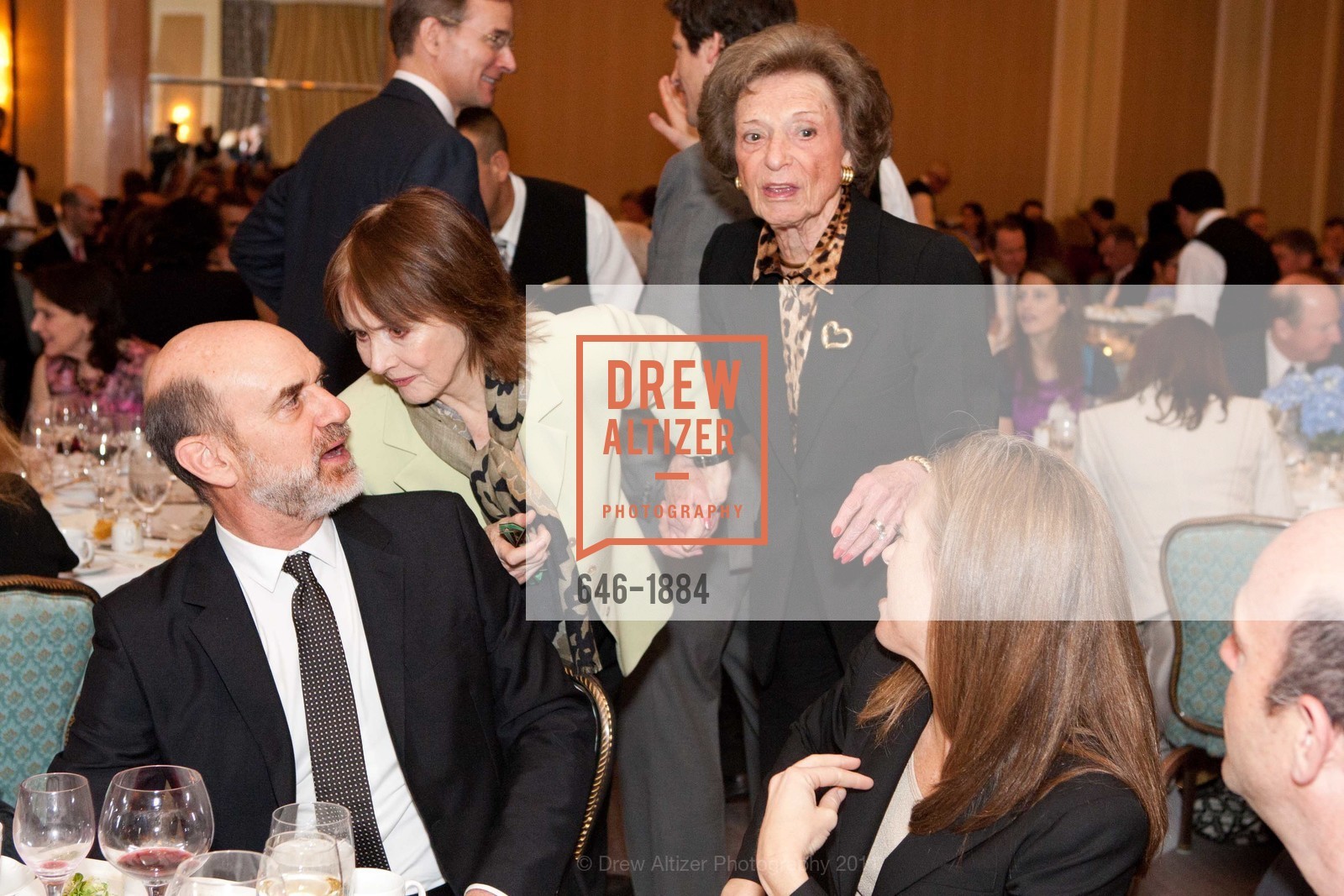 Bob Fisher, Toni Rembe Rock, Doris Fisher, Wendy Kopp, TEACH FOR AMERICA'S Benefit Dinner, US, March 23rd, 2011, Photo #646-1884 Bob Fisher, Toni Rembe Rock, Doris Fisher, Wendy Kopp, Photo #646-1884