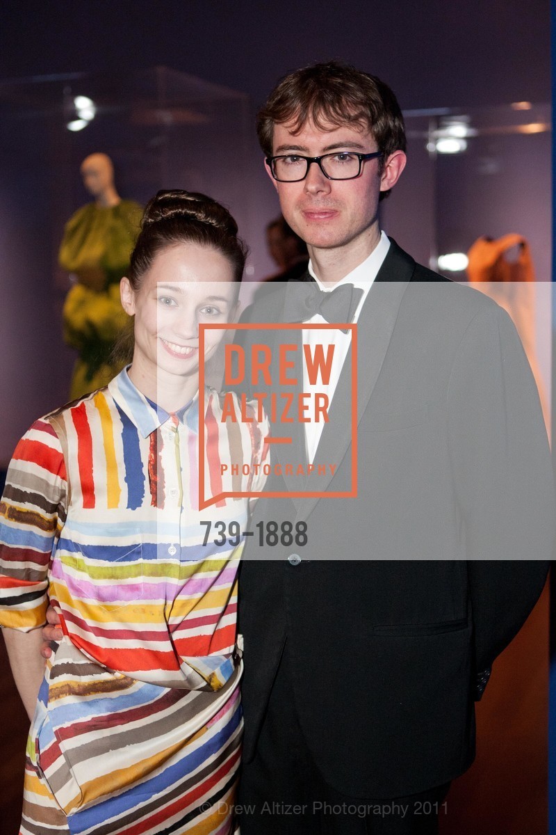 Maria Kochetkova, Edward King, Balenciaga and Spain Opens at the DE YOUNG MUSEUM, US, March 24th, 2011, Photo #739-1888 Maria Kochetkova, Edward King, Photo #739-1888