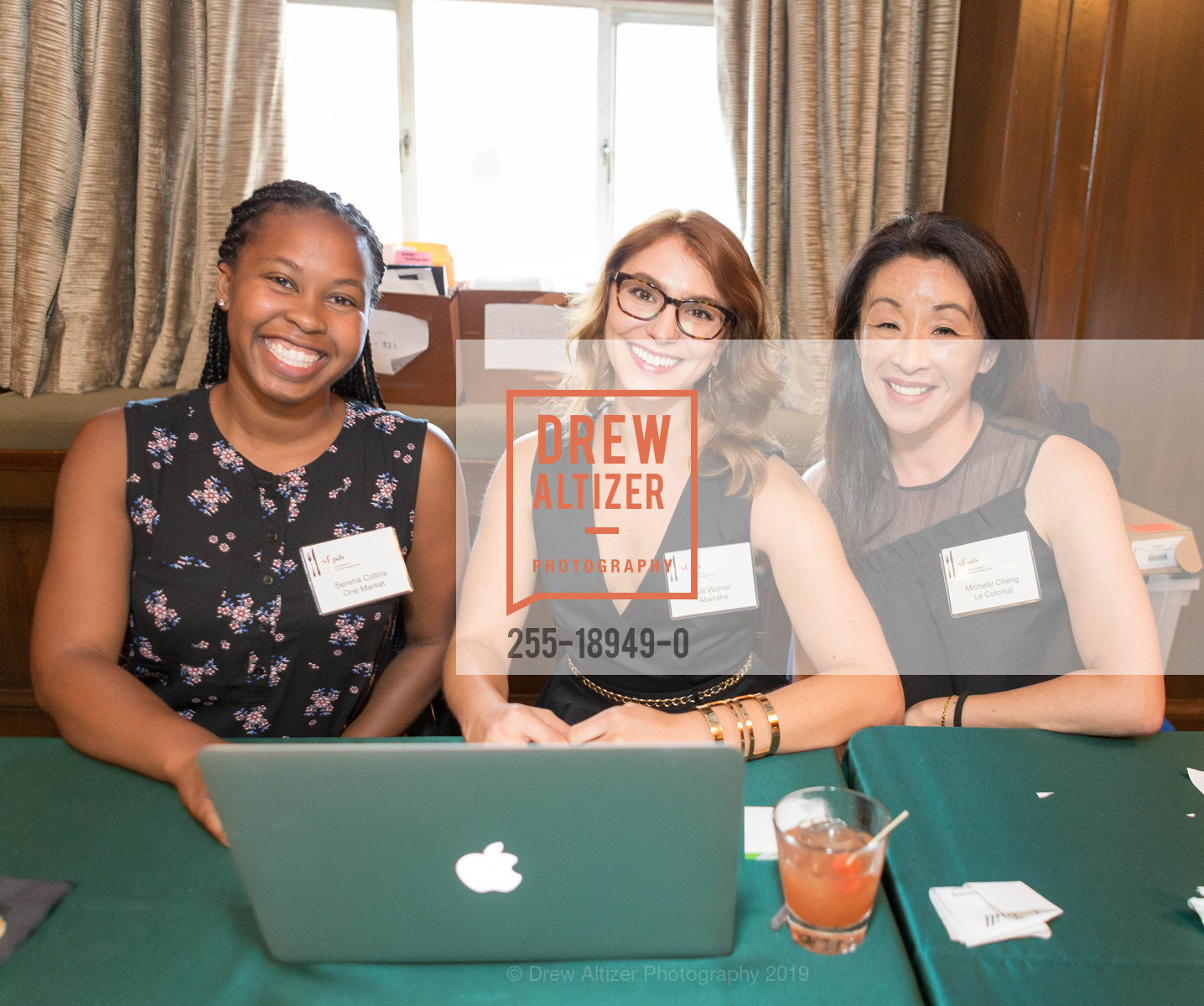 Serena Collins, Kat Womer, Michelle Cheng, Compass Family Services Hosts Toast & Taste 2019, Julia Morgan Ballroom, 15th Floor. 465 California St, August 7th, 2019, Photo #255-18949-0 Serena Collins, Kat Womer, Michelle Cheng, Photo #255-18949-0