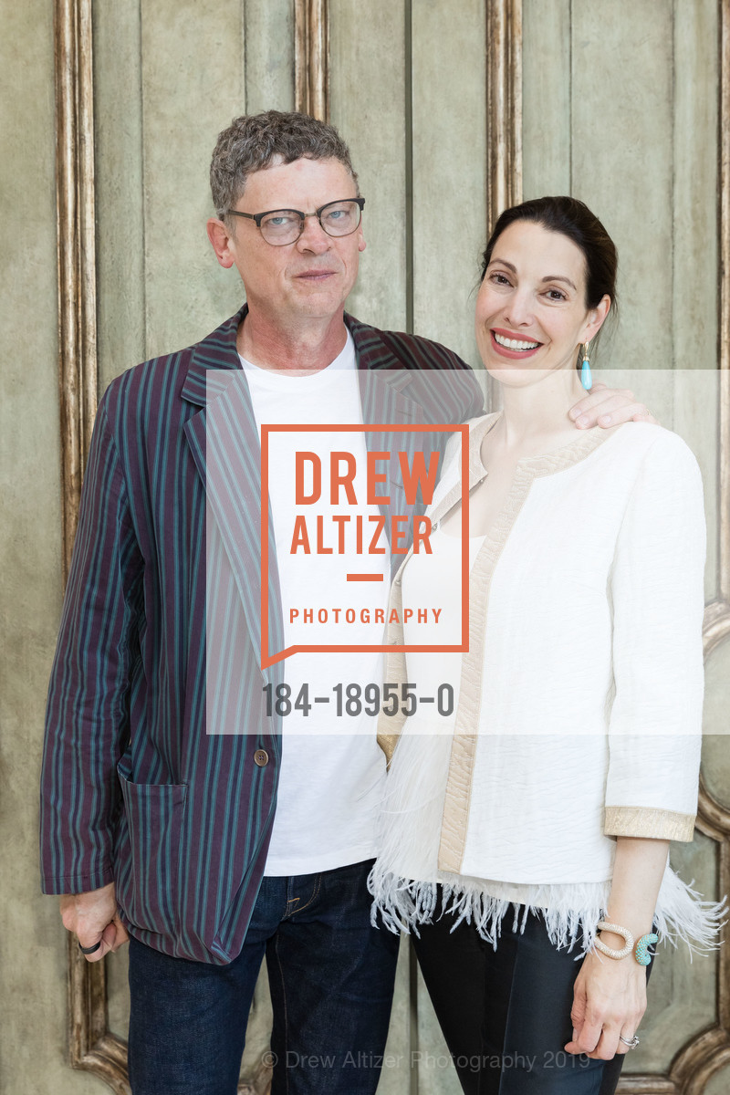 Peter Getty, Shannon Getty, SF Symphony Summer Soiree 2019, Private Residence, August 7th, 2019, Photo #184-18955-0 Peter Getty, Shannon Getty, Photo #184-18955-0
