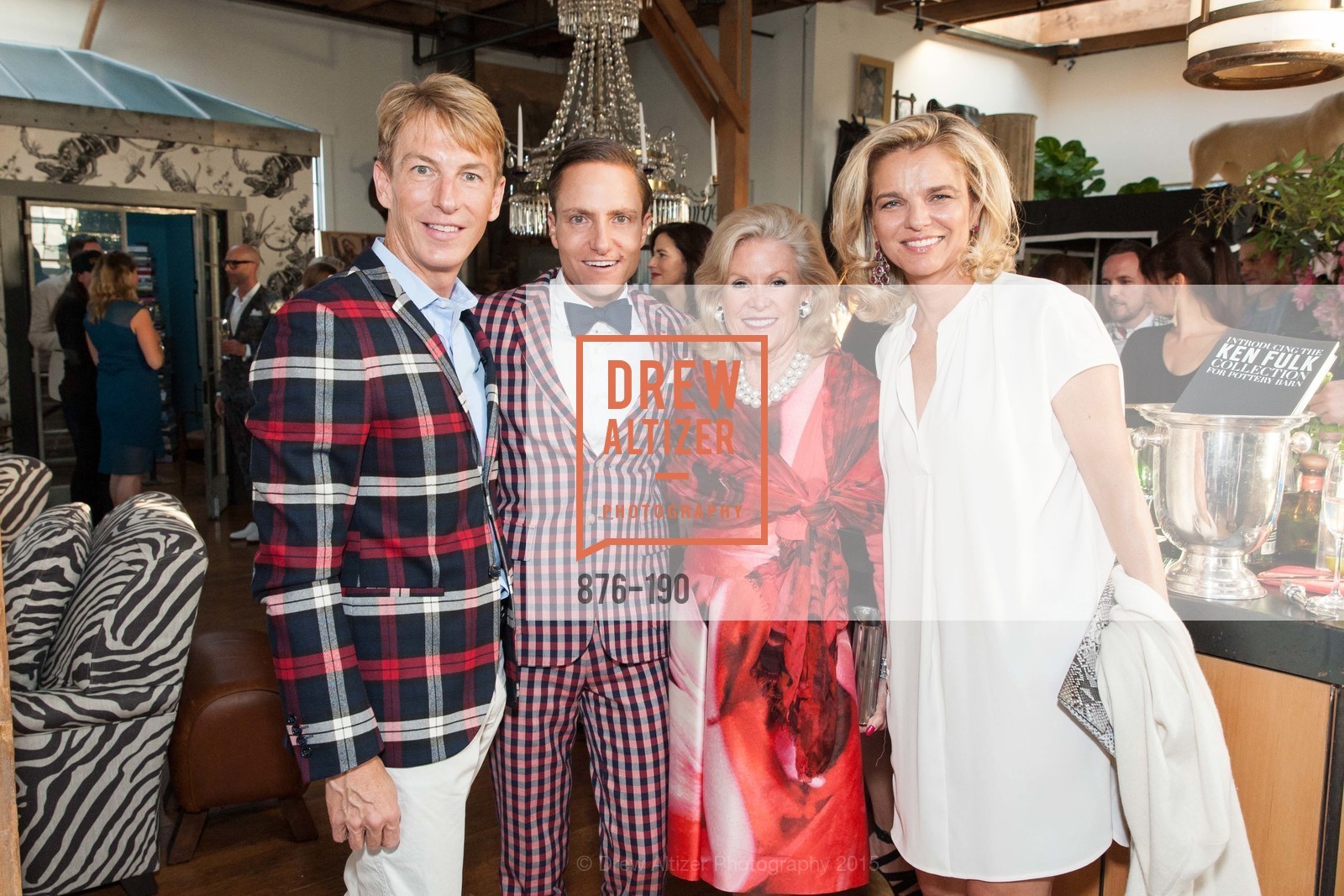 Jack Calhoun, Ken Fulk, Dede Wilsey, Leigh Matthes, Gucci & Vogue Dinner, The Magic Factory. 310 7th St, June 28th, 2015, Photo #876-190 Jack Calhoun, Ken Fulk, Dede Wilsey, Leigh Matthes, Photo #876-190