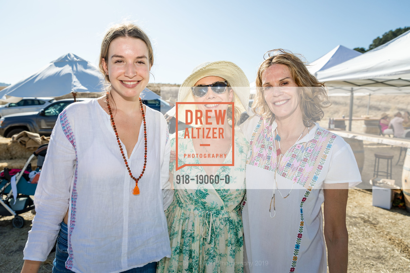 India Thieriot, Melissa Thieriot, Leslie Thieriot, 2019 Oyster Cup Charity Polo Tournament, Cerro Pampa Polo Club. 1295 San Antonio Road, August 24th, 2019, Photo #918-19060-0 India Thieriot, Melissa Thieriot, Leslie Thieriot, Photo #918-19060-0