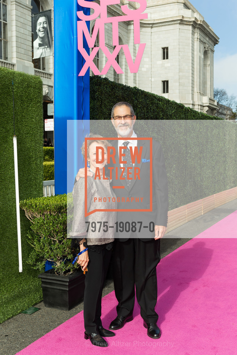 Sarah Lee Janger, Steve Steiner, San Francisco Symphony Opening Night Gala 2019, Davis Symphony. 201 Van Ness Ave, Photo #7975-19087-0 Sarah Lee Janger, Steve Steiner, Photo #7975-19087-0