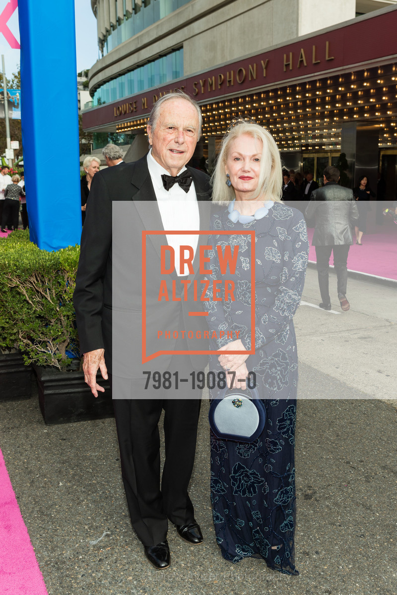 Sandy Robertson, Nancy Marcus, San Francisco Symphony Opening Night Gala 2019, Davis Symphony. 201 Van Ness Ave, Photo #7981-19087-0 Sandy Robertson, Nancy Marcus, Photo #7981-19087-0