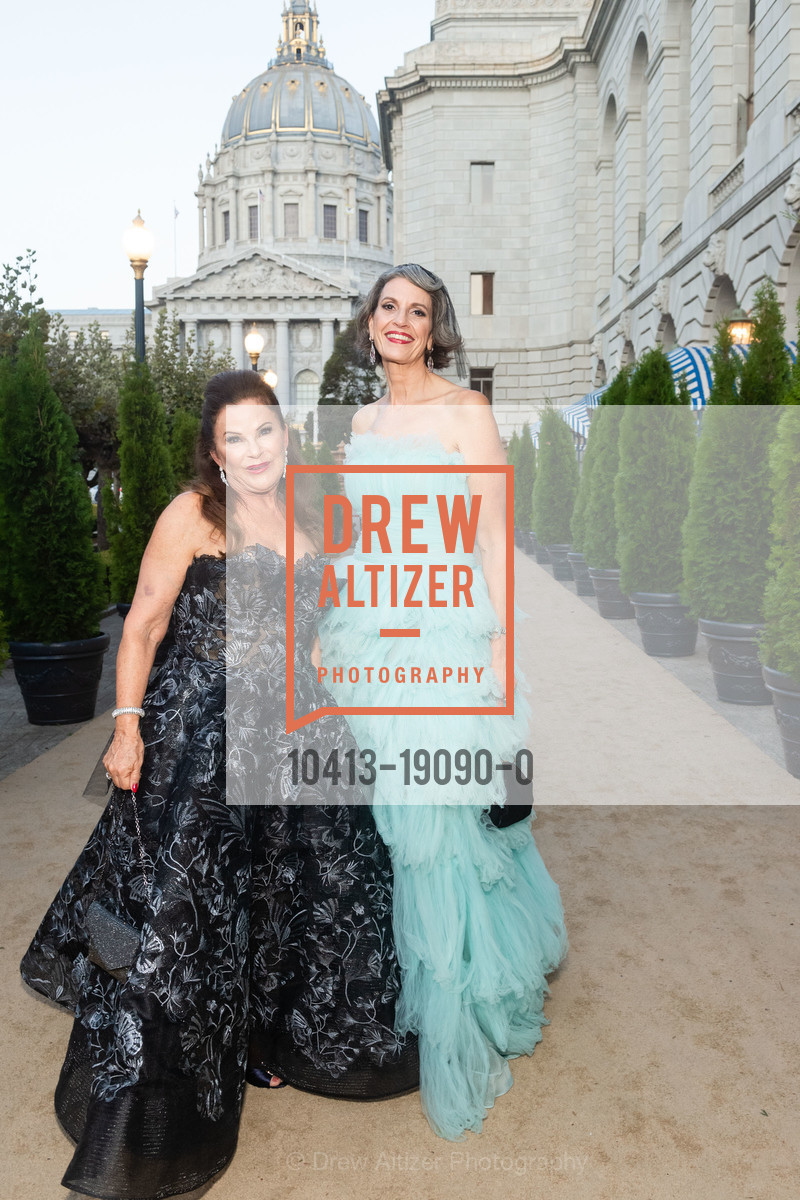 Deborah Mosser MacLean, Mary Catlin, San Francisco Opera Ball 2019, War Memorial Opera House, Photo #10413-19090-0 Deborah Mosser MacLean, Mary Catlin, Photo #10413-19090-0