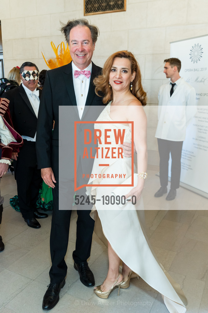 Steve Lohr, Faranak Shahroozi, San Francisco Opera Ball 2019, War Memorial Opera House, Photo #5245-19090-0 Steve Lohr, Faranak Shahroozi, Photo #5245-19090-0