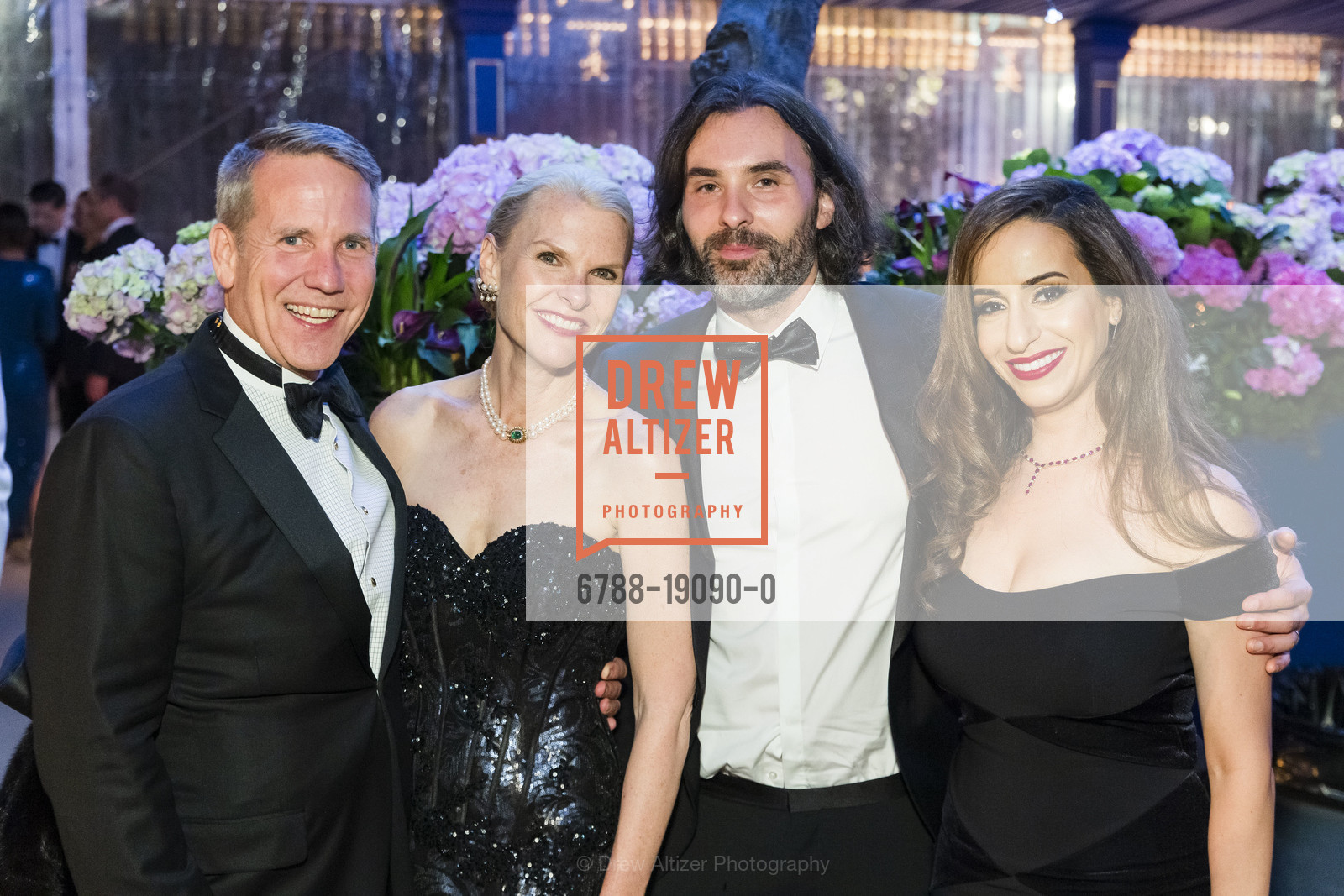 James Froeb, Linle Froeb, Matias Pascolini, Jessica Pascolini, San Francisco Opera Ball 2019, War Memorial Opera House, Photo #6788-19090-0 James Froeb, Linle Froeb, Matias Pascolini, Jessica Pascolini, Photo #6788-19090-0