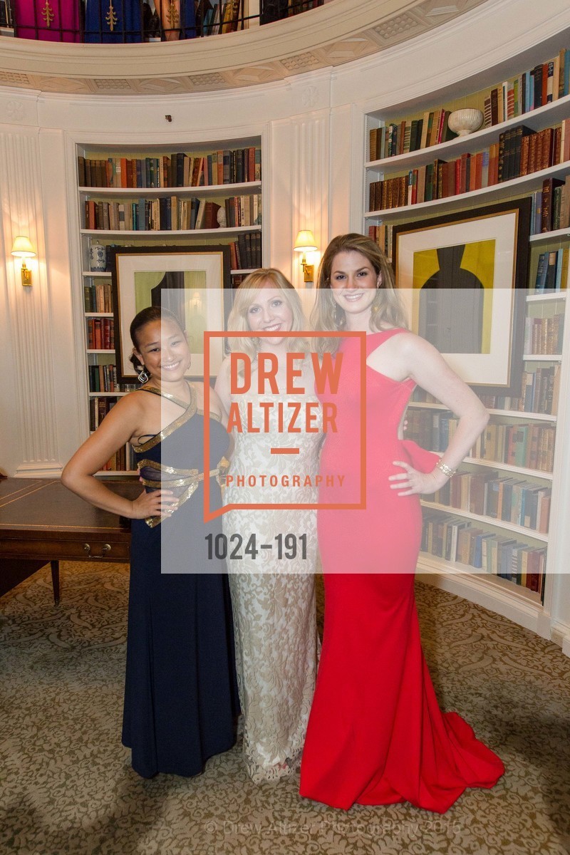 Kelly Leung, Mary Devon Ditzen, Alexandra Shepherd, Gucci & Vogue Dinner, Penthouse at the Fairmont San Francisco (950 Mason Street). Penthouse at the Fairmont San Francisco (950 Mason Street), . 950 Mason Street, June 28th, 2015, Photo #1024-191 Kelly Leung, Mary Devon Ditzen, Alexandra Shepherd, Photo #1024-191
