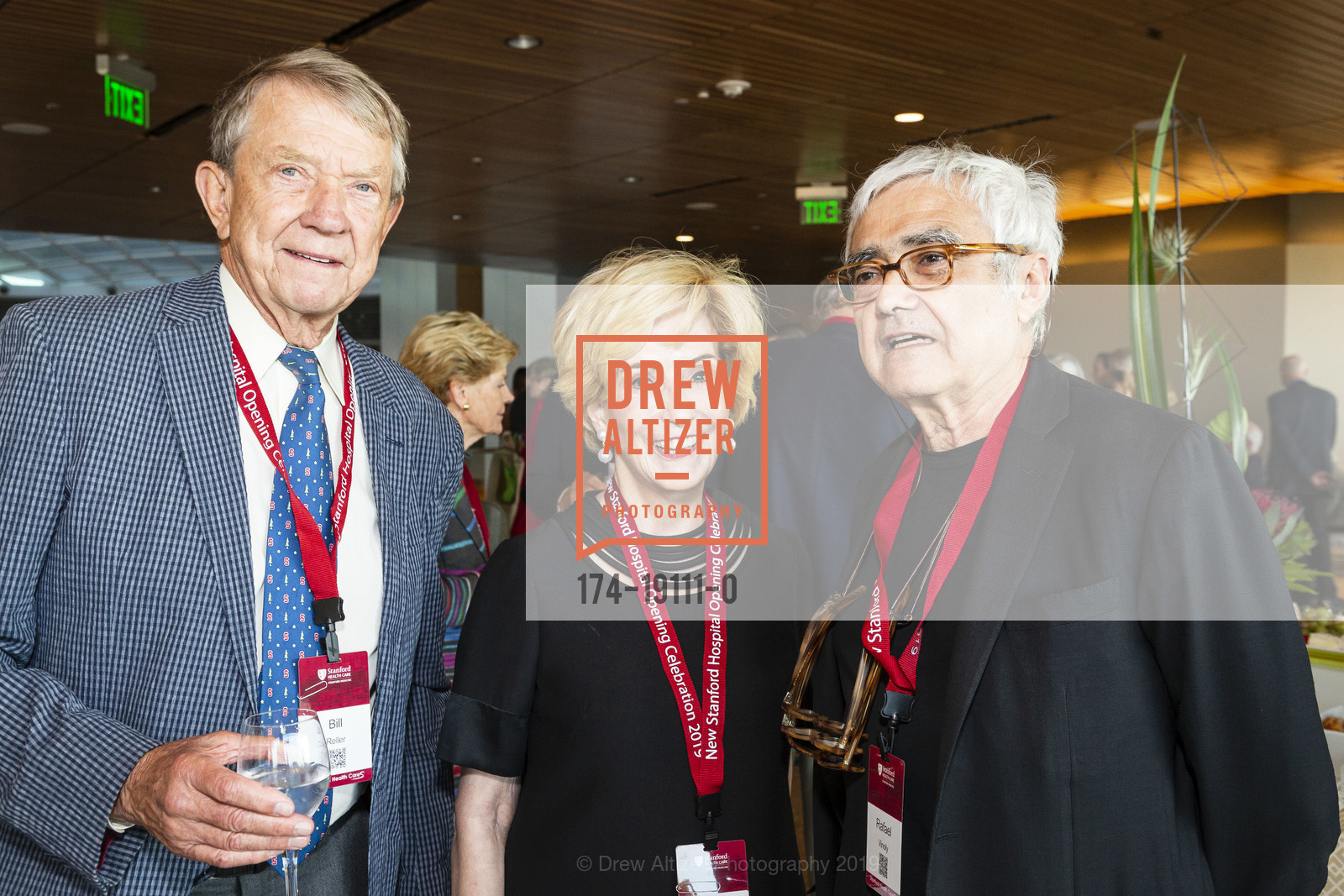 Bill Reller, Kris Klint, Rafael Viñoly, New Stanford Hospital Donor Dinner 2019, Stanford Hospital. 500 Pasteur Drive, September 10th, 2019, Photo #174-19111-0 Bill Reller, Kris Klint, Rafael Viñoly, Photo #174-19111-0