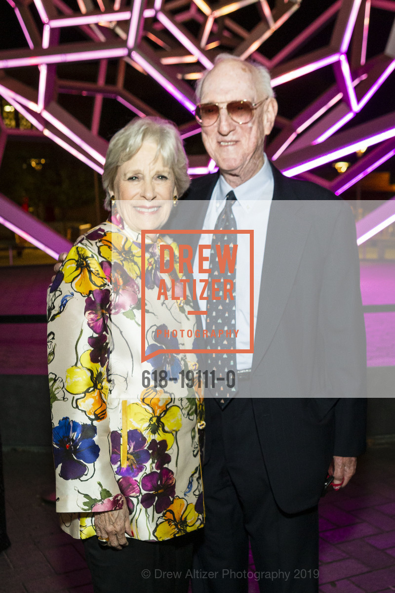 Linda Meier, Tony Meier, New Stanford Hospital Donor Dinner 2019, Stanford Hospital. 500 Pasteur Drive, September 10th, 2019, Photo #618-19111-0 Linda Meier, Tony Meier, Photo #618-19111-0