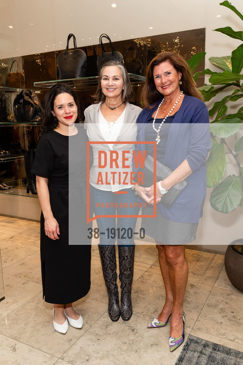 Anna Schember, Jane Burkhard, Linda Zider, SFMoMA x Max Mara In-Store Cocktail, Max Mara. 175 Post Street, September 11th, 2019, Photo #38-19120-0 Anna Schember, Jane Burkhard, Linda Zider, Photo #38-19120-0