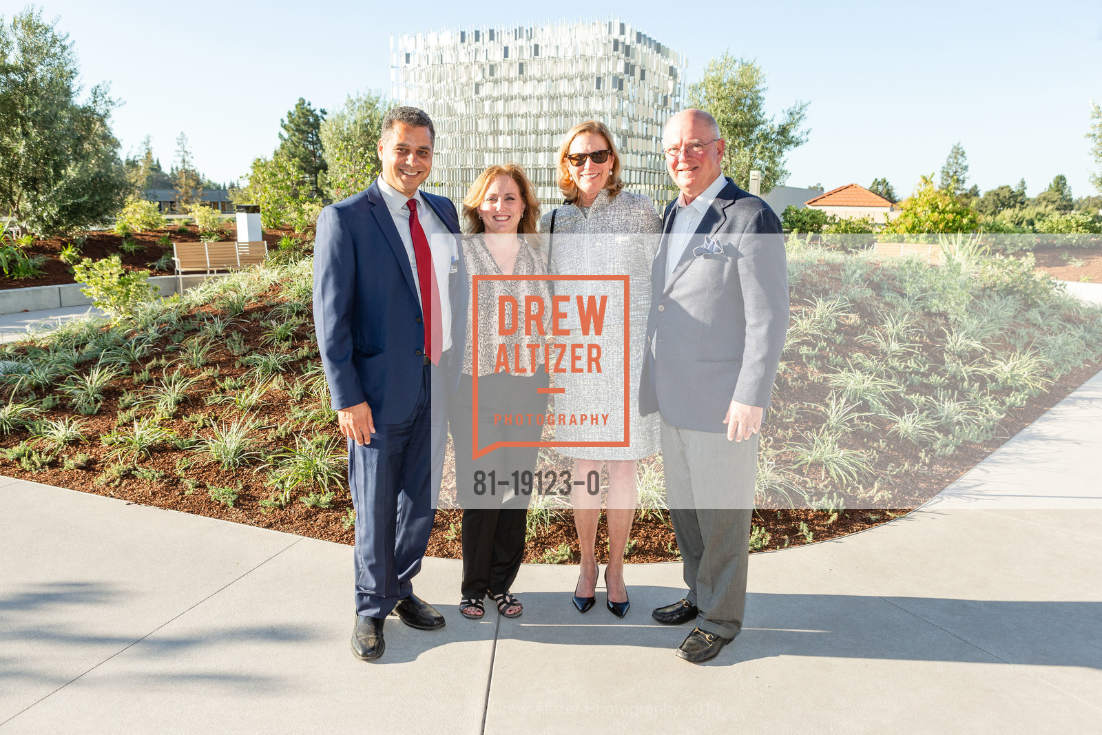 Ian Bain, Robbie Moffett, Maggie Grauer, Fred Grauer, The New Stanford Hospital Donor Reception, Stanford Hospital. 500 Pasteur Drive, September 11th, 2019, Photo #81-19123-0 Ian Bain, Robbie Moffett, Maggie Grauer, Fred Grauer, Photo #81-19123-0
