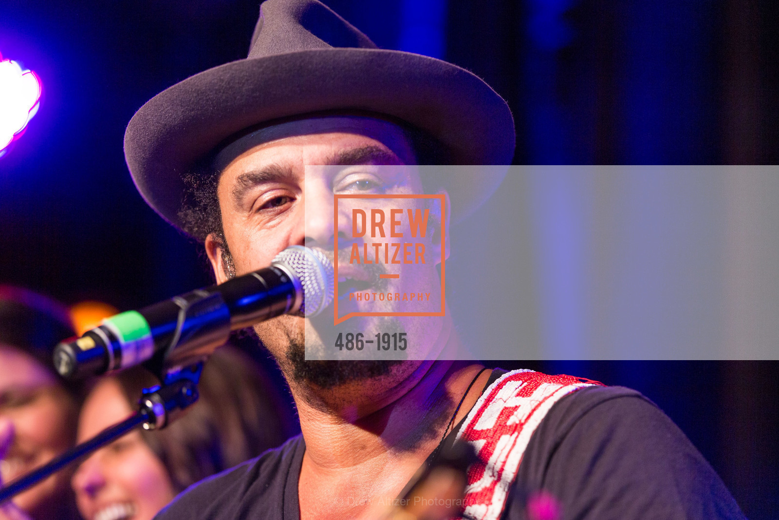 Michael Franti, Photo #486-1915