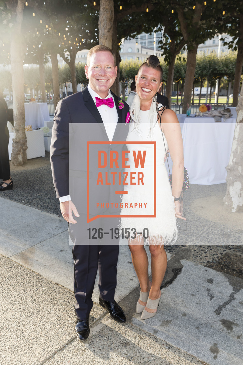 Brian Baker, Arielle Bosch, Party for the Parks 2019, Civic Center Plaza, September 14th, 2019, Photo #126-19153-0 Brian Baker, Arielle Bosch, Photo #126-19153-0