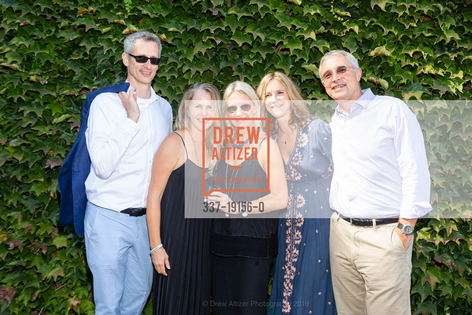 Jim Sottile, Robina Riccitiello, Duiz Strobe, Lisa Dolby Chadwick, Jesper Strobe, Staglin Music Festival for Brain Health, Staglin Family Vineyard. 1570 Bella Oaks Lane, September 14th, 2019, Photo #337-19156-0 Jim Sottile, Robina Riccitiello, Duiz Strobe, Lisa Dolby Chadwick, Jesper Strobe, Photo #337-19156-0