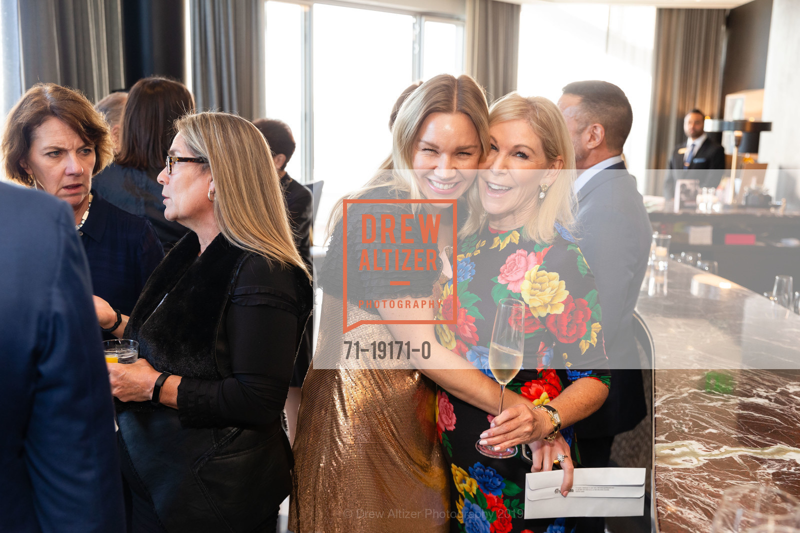 Christina Parker, Terri Robbins Tiffany, 181 Fremont Hosts 2019 Wilkes Bashford Fundraiser, 181 Fremont Residences, Club Level, 39th Floor. 181 Fremont Street, September 18th, 2019, Photo #71-19171-0 Christina Parker, Terri Robbins Tiffany, Photo #71-19171-0