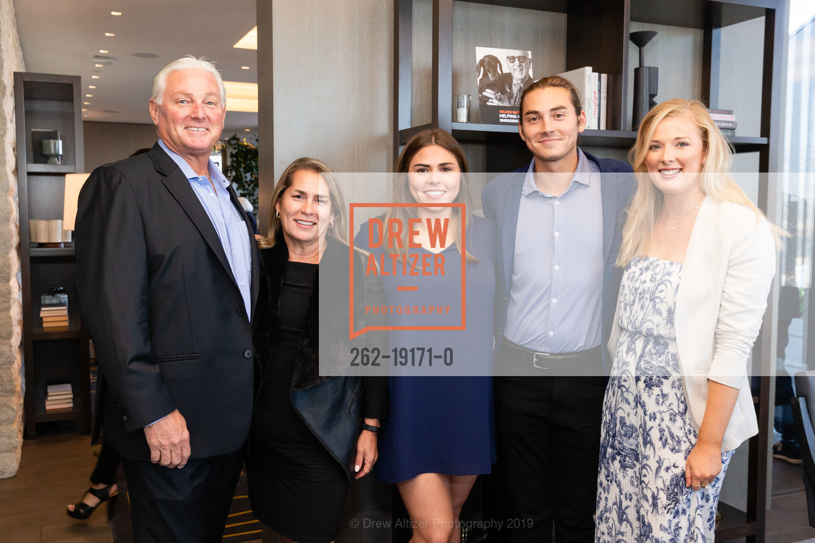 Chris Oswald, Legia Oswald, Alessandra Oswald, Lukas Oswald, Kate Bechtel, 181 Fremont Hosts 2019 Wilkes Bashford Fundraiser, 181 Fremont Residences, Club Level, 39th Floor. 181 Fremont Street, September 18th, 2019, Photo #262-19171-0 Chris Oswald, Legia Oswald, Alessandra Oswald, Lukas Oswald, Kate Bechtel, Photo #262-19171-0