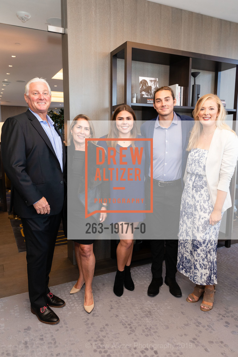 Chris Oswald, Legia Oswald, Alessandra Oswald, Lukas Oswald, Kate Bechtel, 181 Fremont Hosts 2019 Wilkes Bashford Fundraiser, 181 Fremont Residences, Club Level, 39th Floor. 181 Fremont Street, September 18th, 2019, Photo #263-19171-0 Chris Oswald, Legia Oswald, Alessandra Oswald, Lukas Oswald, Kate Bechtel, Photo #263-19171-0