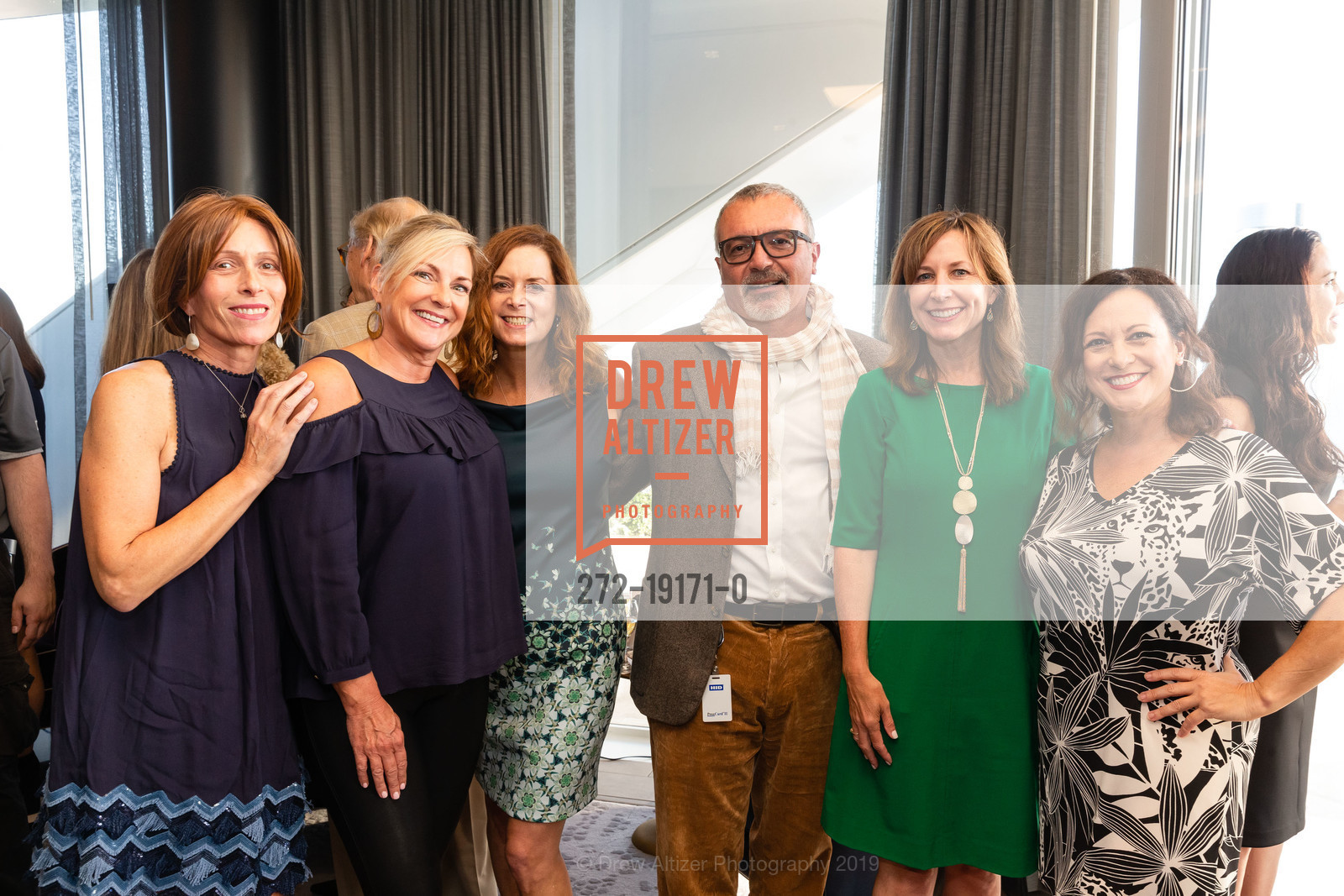 Manuel Tsingaris, Jacqueline Tsingaris, Laura Hayes, Leslie Goldstein, Jen Brandi, Amy Tolbert, 181 Fremont Hosts 2019 Wilkes Bashford Fundraiser, 181 Fremont Residences, Club Level, 39th Floor. 181 Fremont Street, September 18th, 2019, Photo #272-19171-0 Manuel Tsingaris, Jacqueline Tsingaris, Laura Hayes, Leslie Goldstein, Jen Brandi, Amy Tolbert, Photo #272-19171-0
