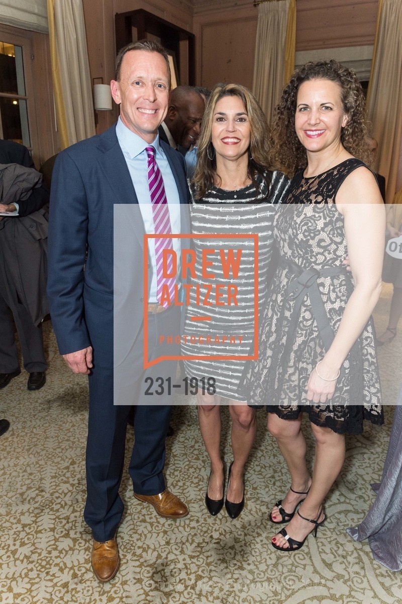 Phil Schubert, Ally Galli, Yara Pires, The 29th Annual Guardsmen Celebrity Dinner & Sports Auction, Fairmont Hotel. 950 Mason St, February 9th, 2017, Photo #231-1918 Phil Schubert, Ally Galli, Yara Pires, Photo #231-1918