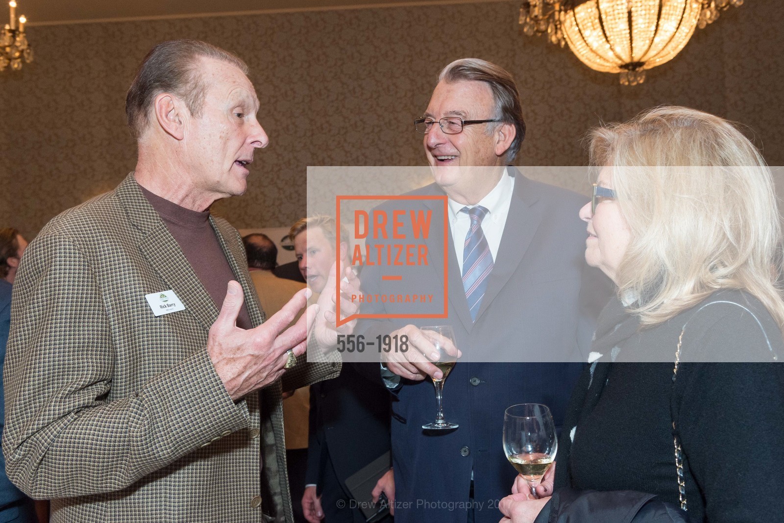 Rick Barry, Dick Kuchen, Georgia Kuchen, The 29th Annual Guardsmen Celebrity Dinner & Sports Auction, Fairmont Hotel. 950 Mason St, February 9th, 2017, Photo #556-1918 Rick Barry, Dick Kuchen, Georgia Kuchen, Photo #556-1918