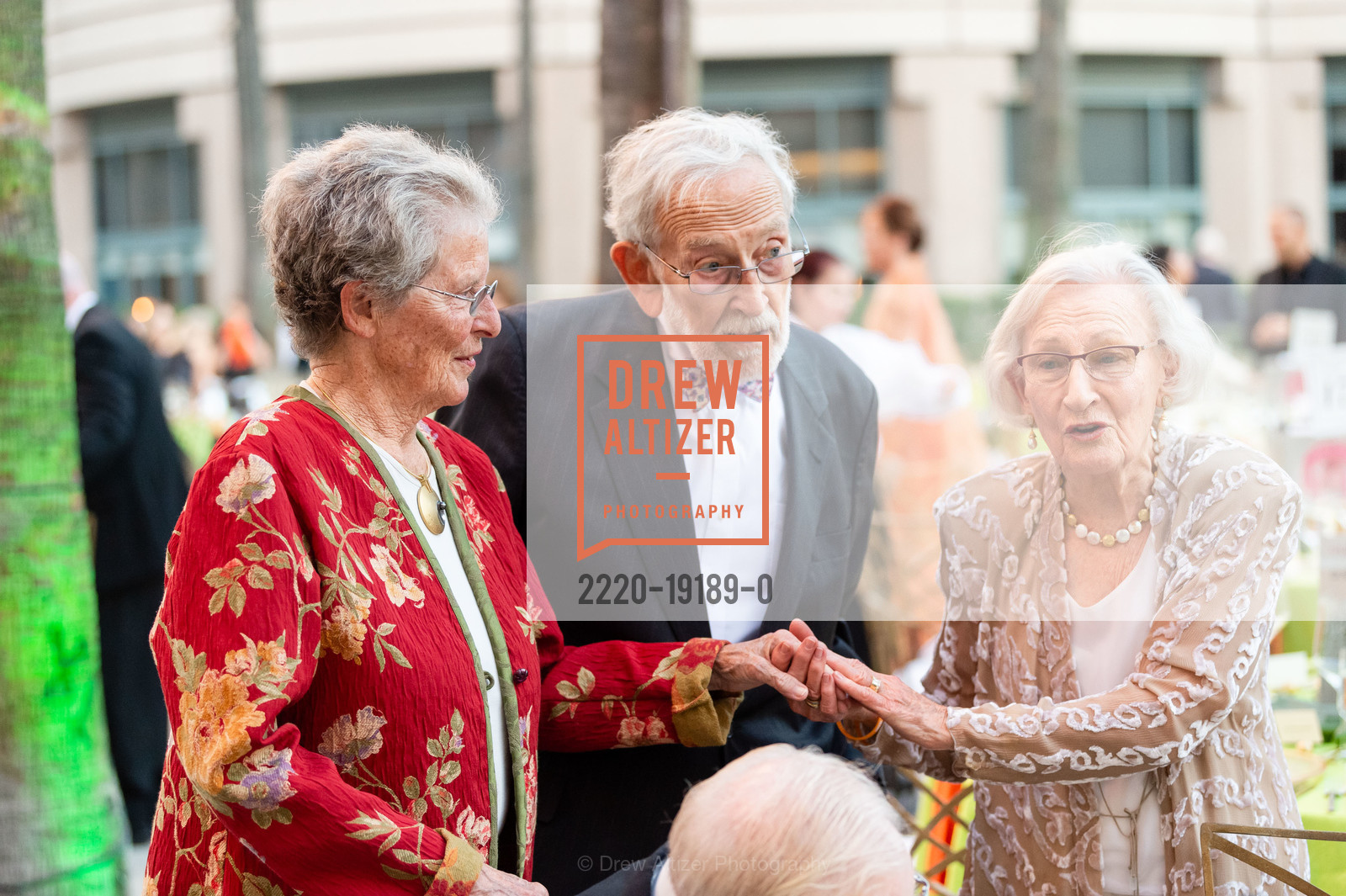 Susan Hammer, Phil Hammer, Ann Marie Mix, San Jose Museum of Art Gala 2019, San Jose Museum of Art. 110 South Market St, Photo #2220-19189-0 Susan Hammer, Phil Hammer, Ann Marie Mix, Photo #2220-19189-0