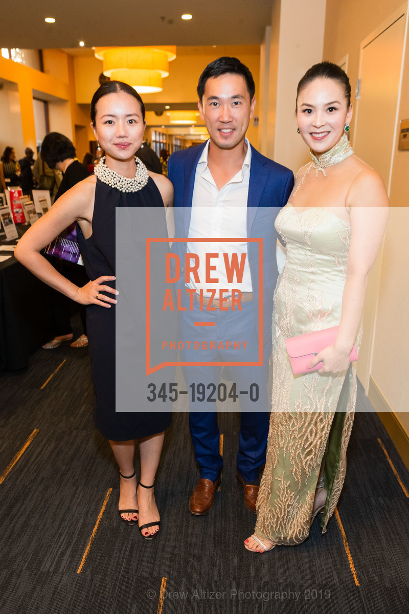 Jennifer Chang, Teddy Liao, Carolyn Fung, Asian Health Services 45th Annual Gala, Oakland Marriott City Center. 1001 Broadway, September 21st, 2019, Photo #345-19204-0 Jennifer Chang, Teddy Liao, Carolyn Fung, Photo #345-19204-0