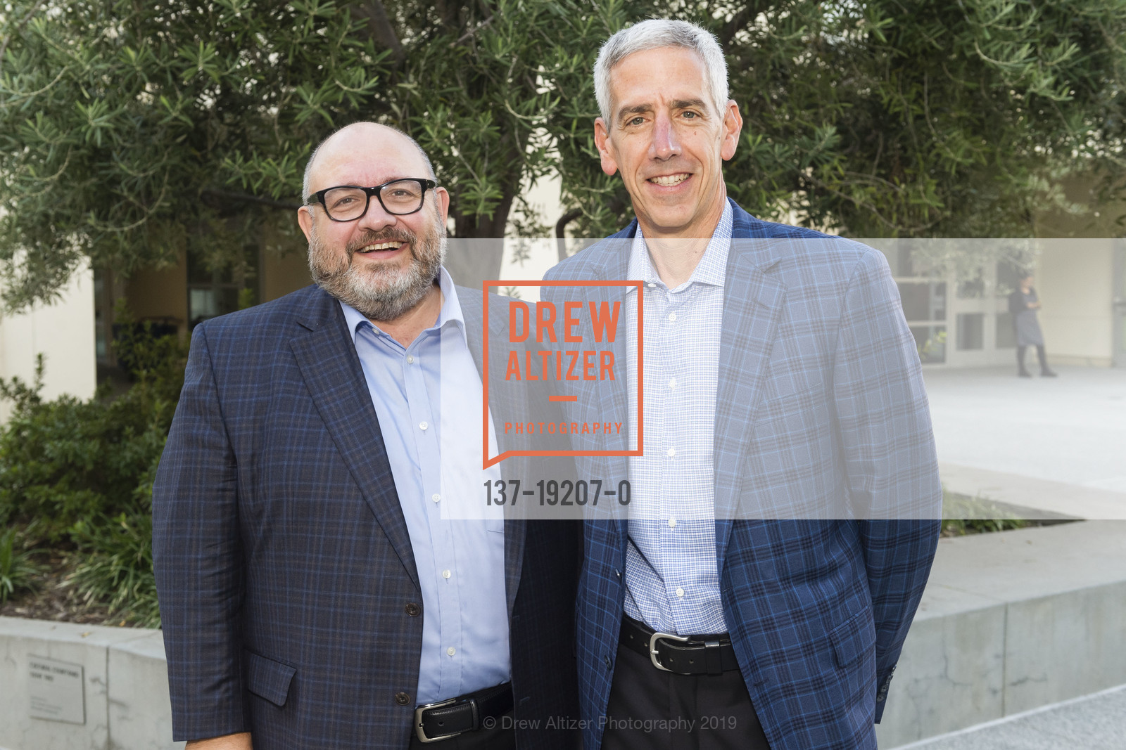 Jim Basile, Adam Phillips, Oshman Family JCC hosts Words to the Wise, Oshman Family JCC, Schultz Cultural Hall. 3921 Fabian Way, Palo Alto, CA 94303, September 19th, 2019, Photo #137-19207-0 Jim Basile, Adam Phillips, Photo #137-19207-0