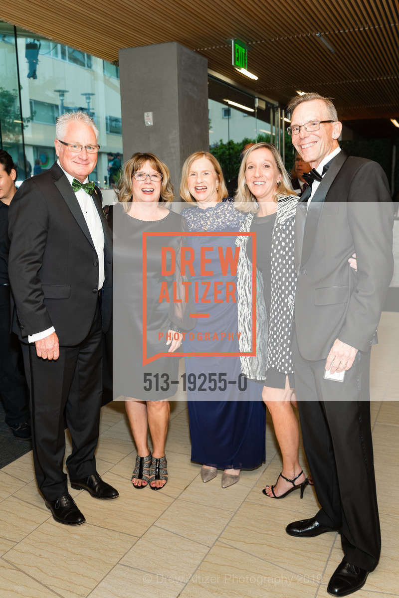 Jack Boland, Sue Boland, Joan McDermott, Donna Davis, Steve Hamill, USF - An Evening of Celebration, University of San Francisco. 2130 Fulton Street, San Francisco, CA 94117, September 27th, 2019, Photo #513-19255-0 Jack Boland, Sue Boland, Joan McDermott, Donna Davis, Steve Hamill, Photo #513-19255-0