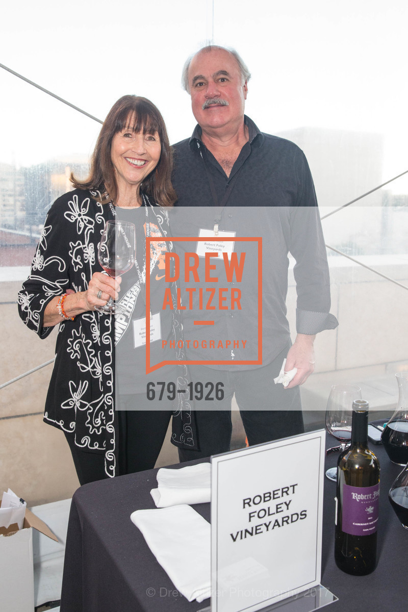 Sheryl Moore, Truett Welch, Family House, Inc's Cabernet for Connoisseurs, The St. Regis. 125 3rd St California 94103, February 11th, 2017, Photo #679-1926 Sheryl Moore, Truett Welch, Photo #679-1926