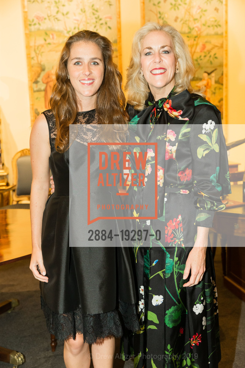 Elena McCallister, Caroline McCallister, The San Francisco Fall Show Opening Night Preview Gala 2019, Fort Mason Festival Pavilion, October 2nd, 2019, Photo #2884-19297-0 Elena McCallister, Caroline McCallister, Photo #2884-19297-0
