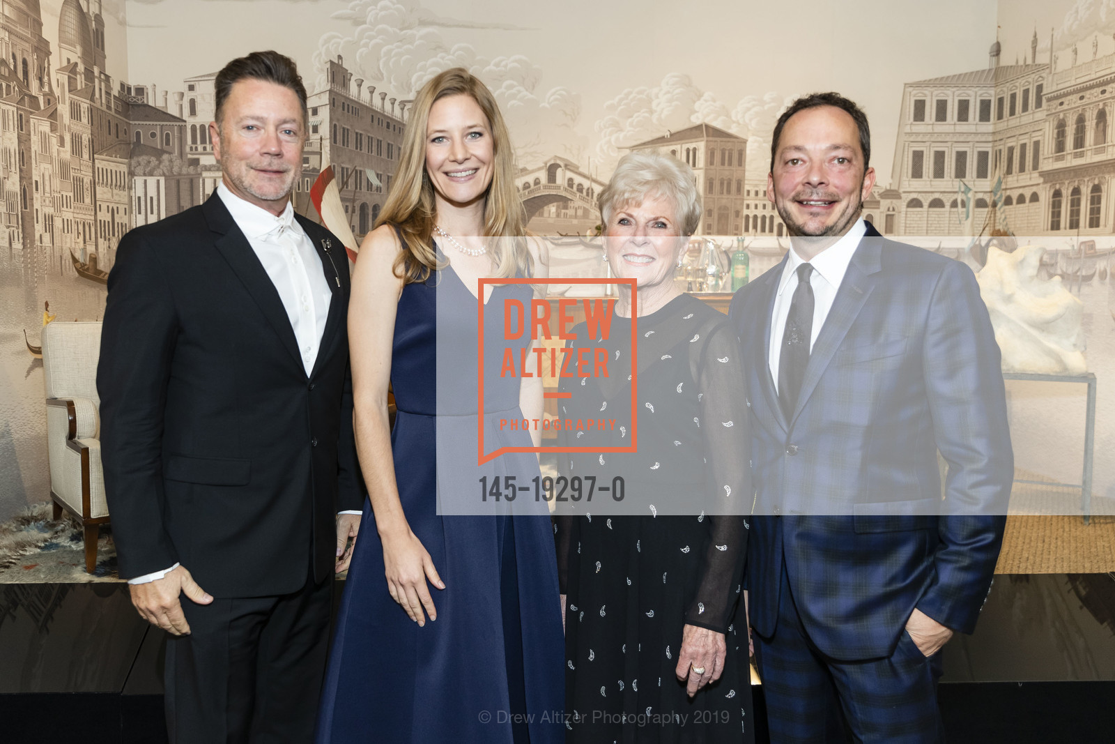 Jeff Holt, Margan Mulvihill, Kay Evans, Peter West, The San Francisco Fall Show Opening Night Preview Gala 2019, Fort Mason Festival Pavilion, October 2nd, 2019, Photo #145-19297-0 Jeff Holt, Margan Mulvihill, Kay Evans, Peter West, Photo #145-19297-0