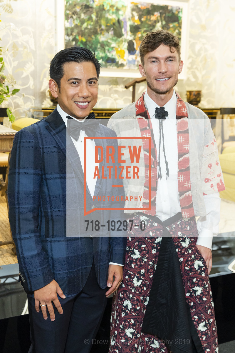 Alexander Bie, Sean Leffers, The San Francisco Fall Show Opening Night Preview Gala 2019, Fort Mason Festival Pavilion, October 2nd, 2019, Photo #718-19297-0 Alexander Bie, Sean Leffers, Photo #718-19297-0